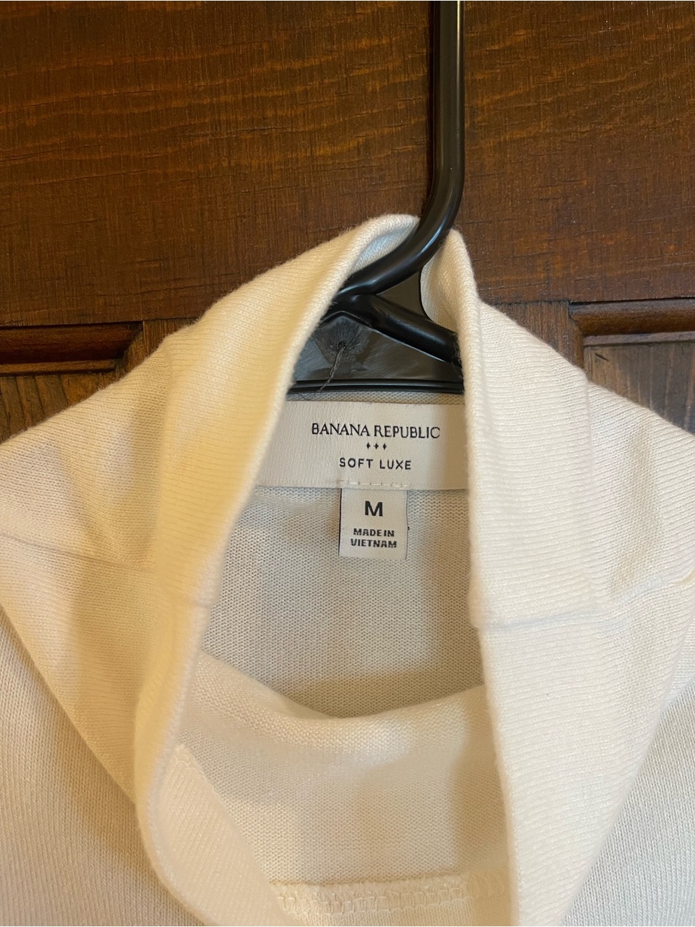 Banana Republic White Soft Luxe Mock Neck Tank Top Sz M - Picture 3 of 4